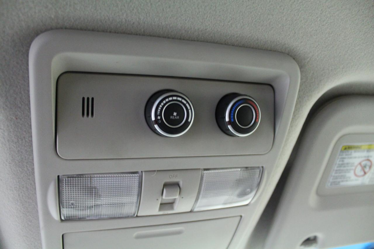 Nissan NVP 3500 V8 SL 2015