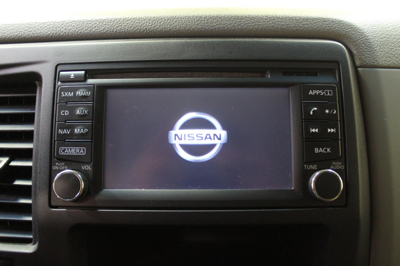 Nissan NVP 3500 V8 SL 2015