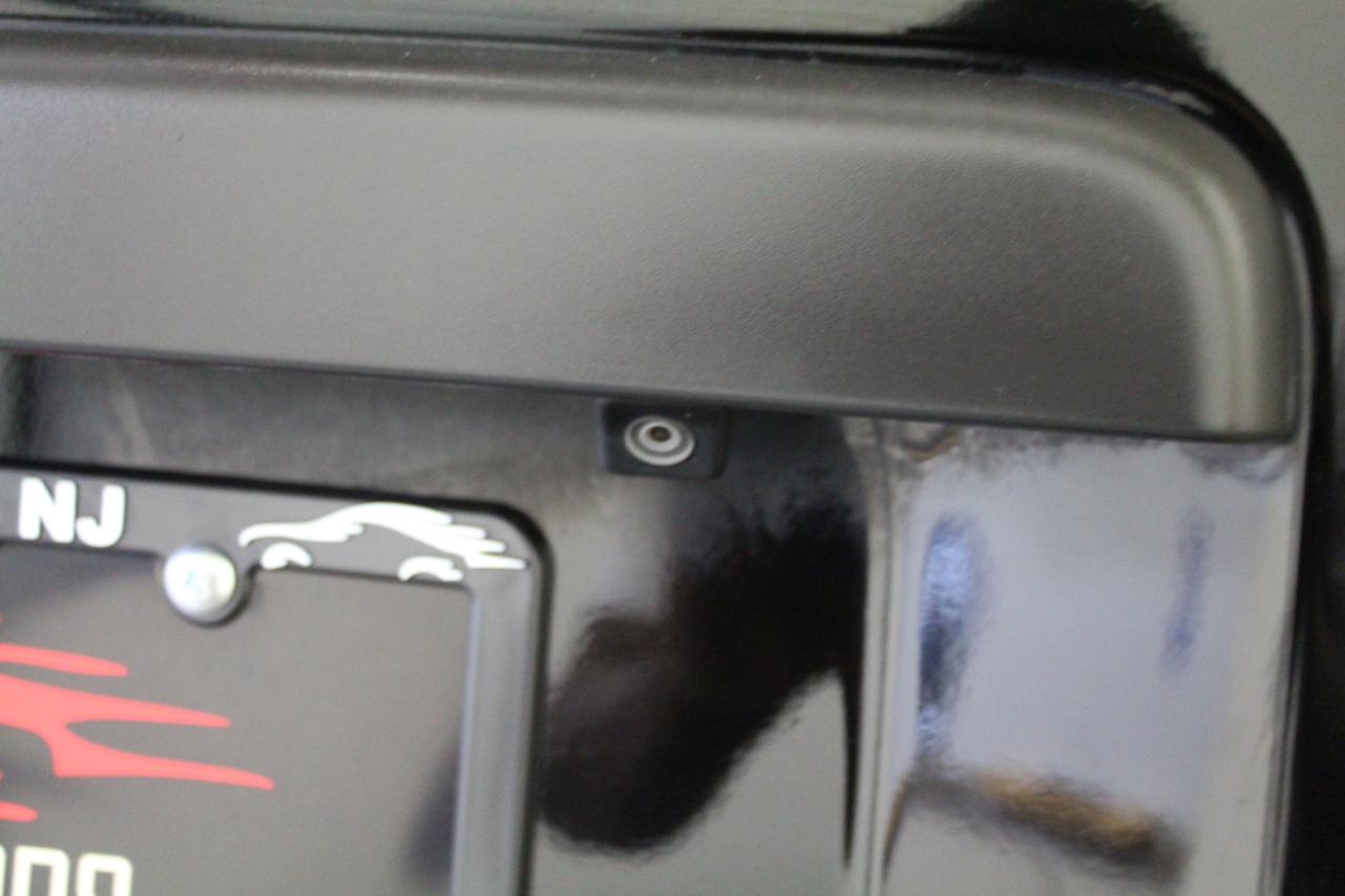 Nissan NVP 3500 V8 SL 2015