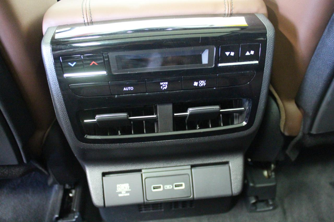 Acura MDX SH-AWD w/Technology Package 2023