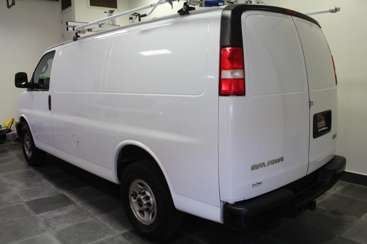 GMC Savana Cargo Van RWD 2500 135" 2020