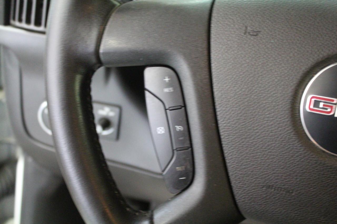 GMC Savana Cargo Van RWD 2500 135" 2020