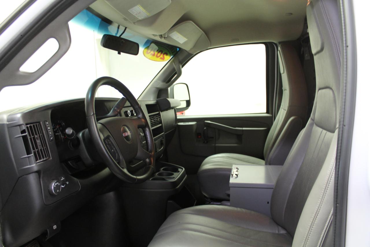 GMC Savana Cargo Van RWD 2500 135" 2020