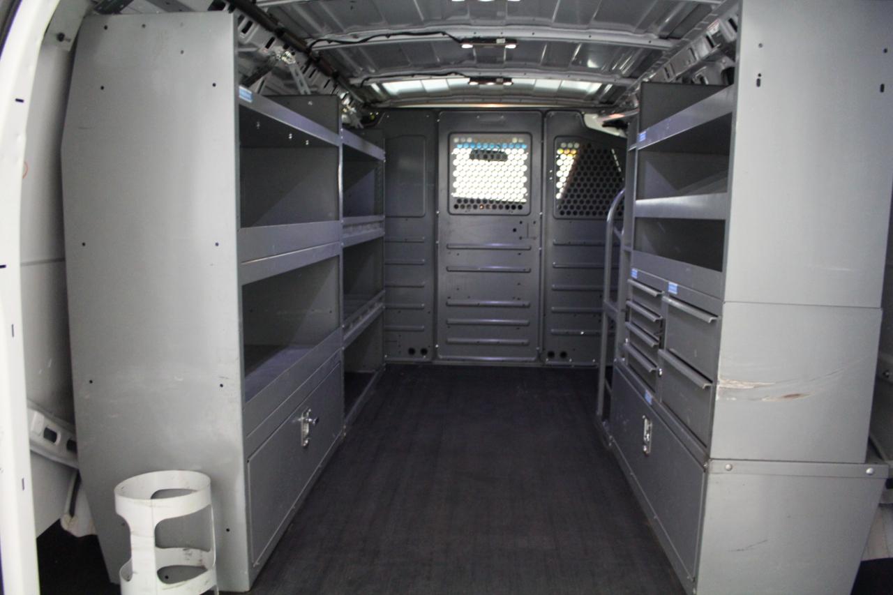 GMC Savana Cargo Van RWD 2500 135" 2020