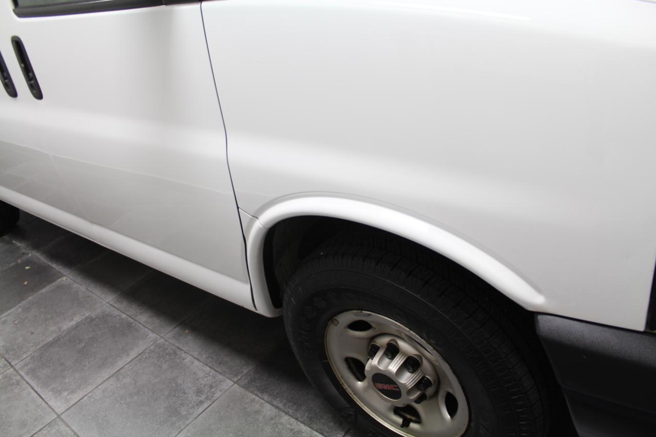 GMC Savana Cargo Van RWD 2500 135" 2020