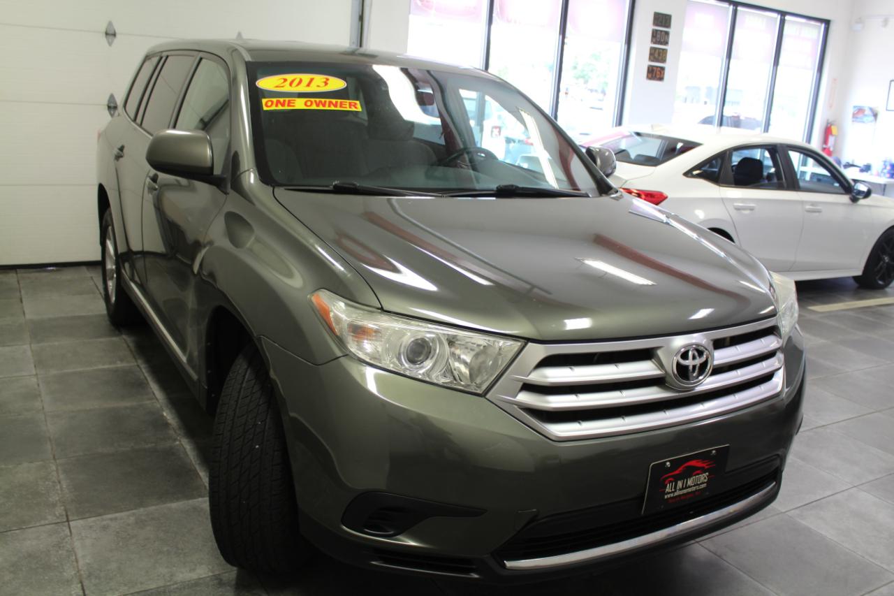 Toyota Highlander 4WD 4dr V6 (Natl) 2013