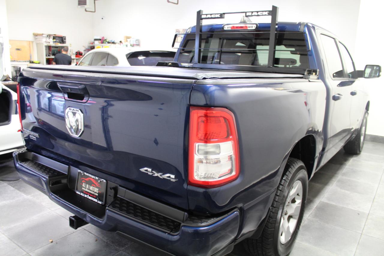 RAM 1500 Big Horn 4x4 Crew Cab 5'7" Box 2020