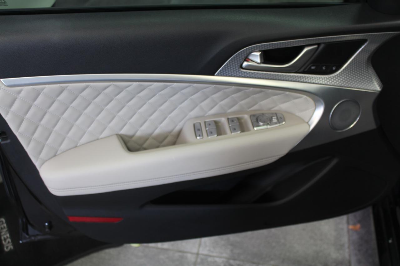 Genesis G70 3.3T RWD 2023