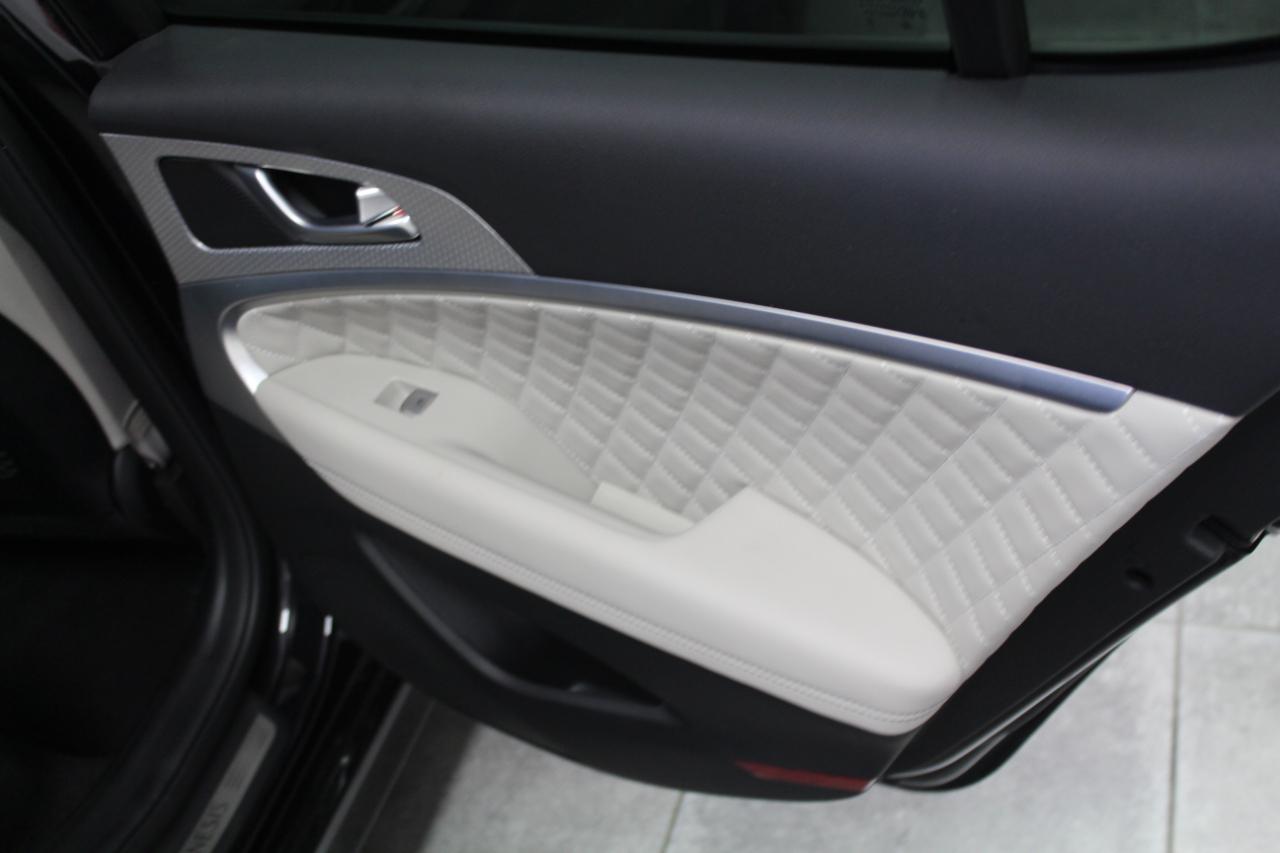 Genesis G70 3.3T RWD 2023