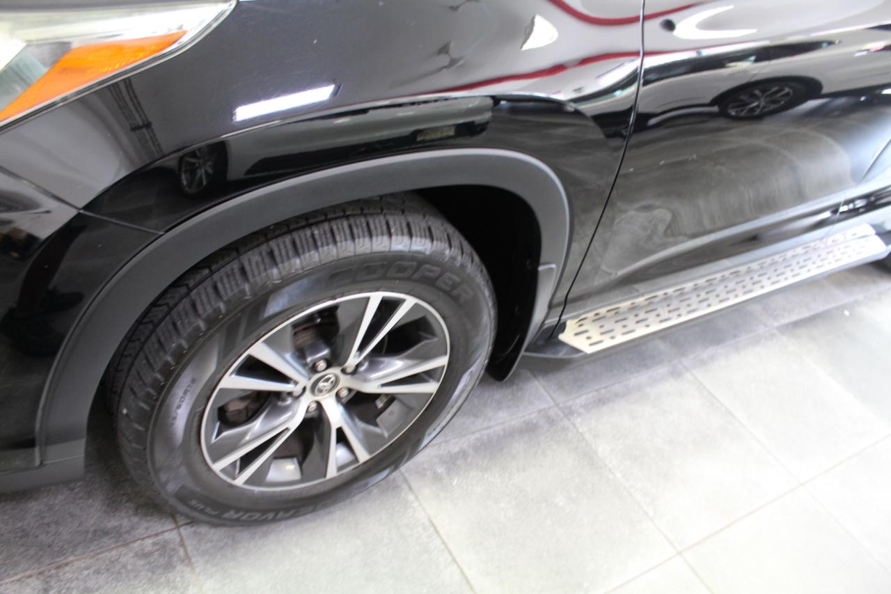 Toyota Highlander LE V6 AWD (Natl) 2017