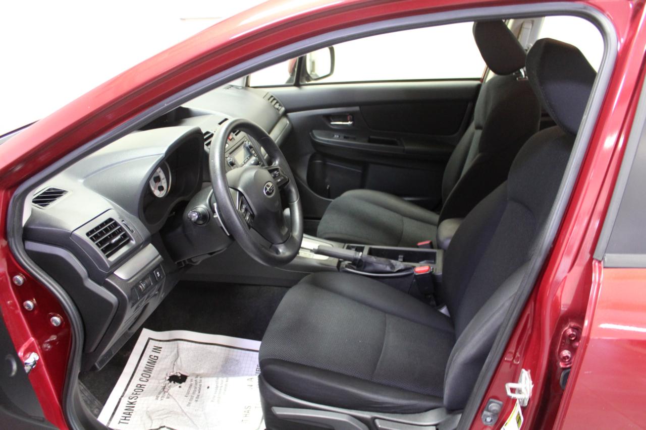 Subaru Impreza Sedan 4dr Auto 2.0i Premium 2013