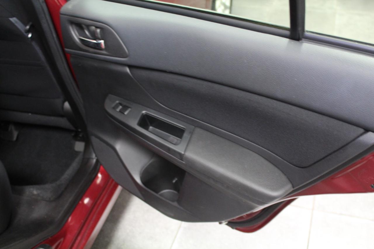 Subaru Impreza Sedan 4dr Auto 2.0i Premium 2013