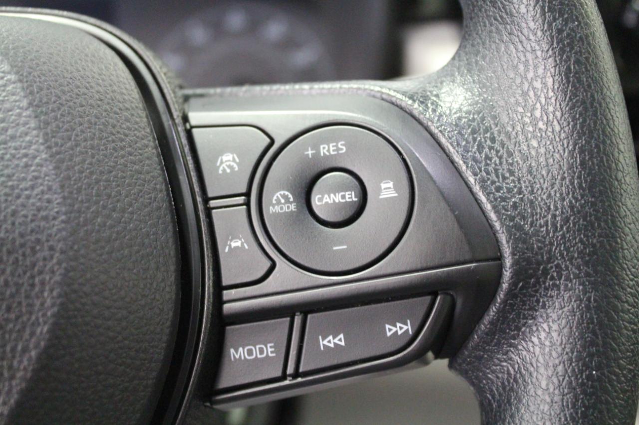 Toyota Corolla Cross L 4WD (Natl) 2023