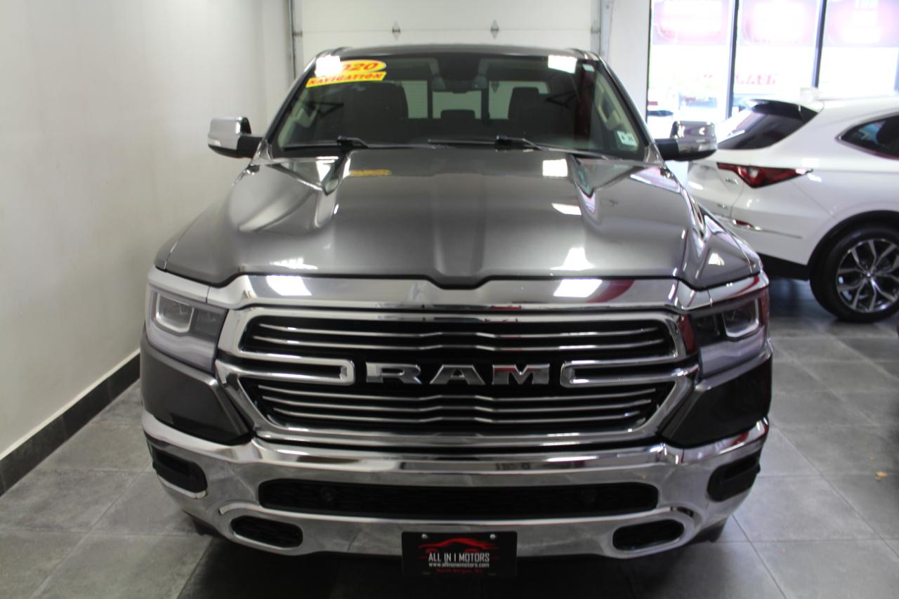 RAM 1500 Laramie 4x4 Crew Cab 5'7" Box 2020