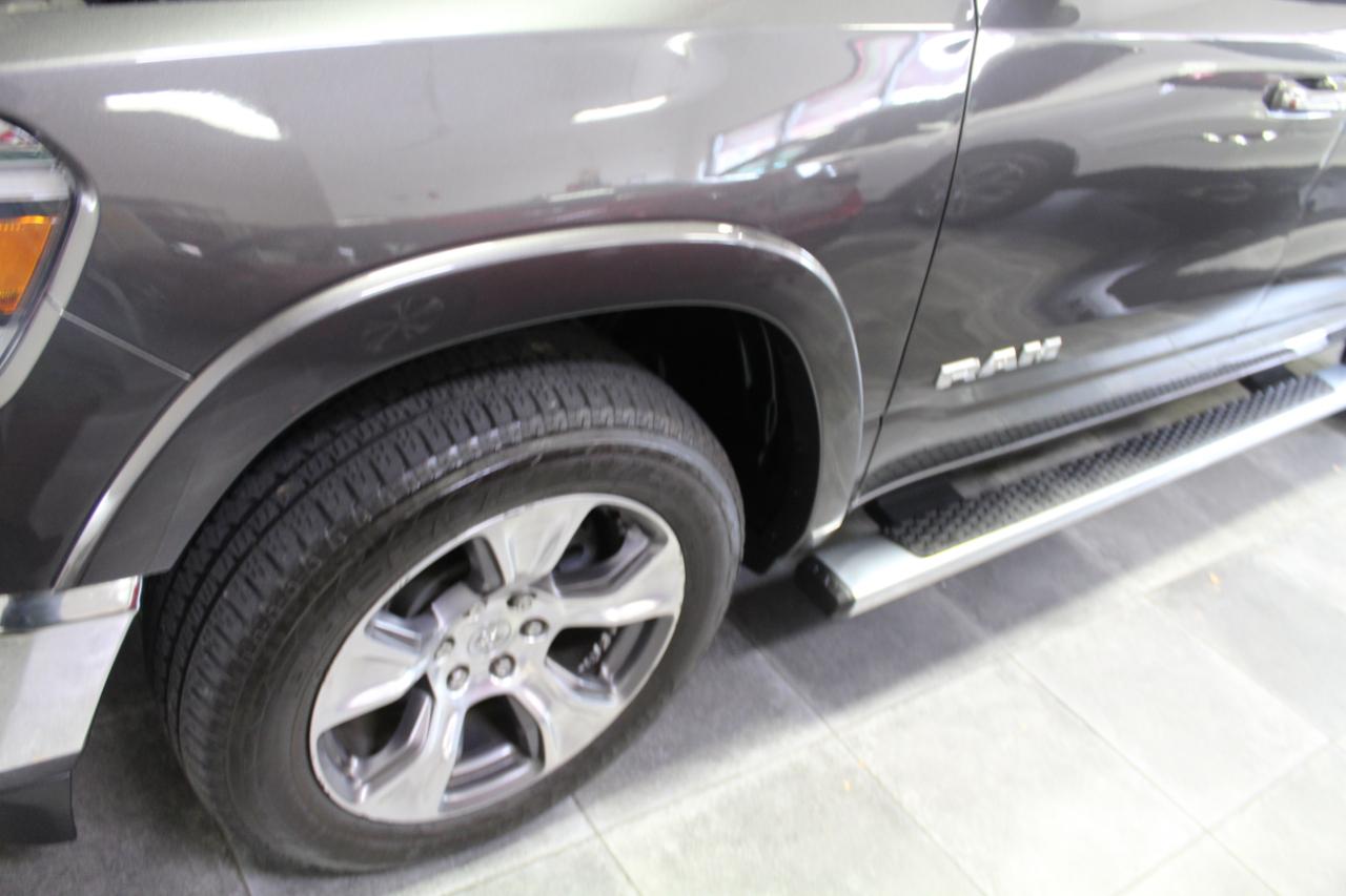 RAM 1500 Laramie 4x4 Crew Cab 5'7" Box 2020