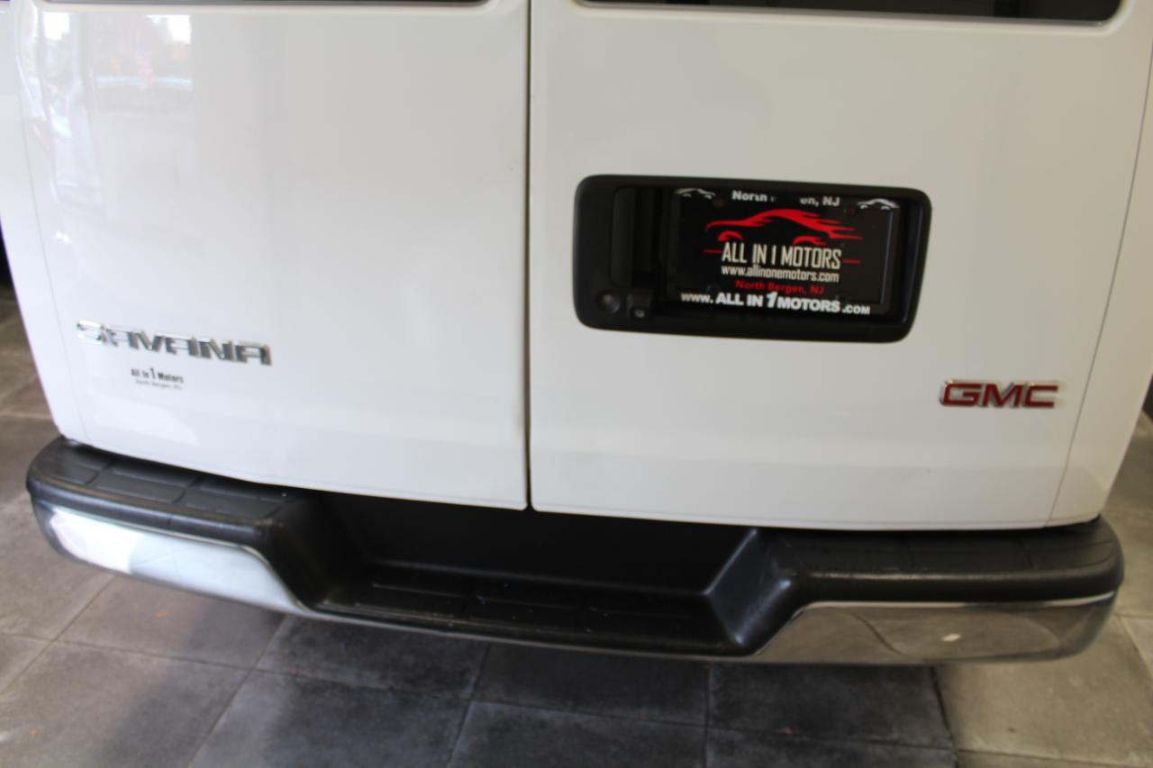 GMC Savana Cargo Van RWD 2500 135" 2020