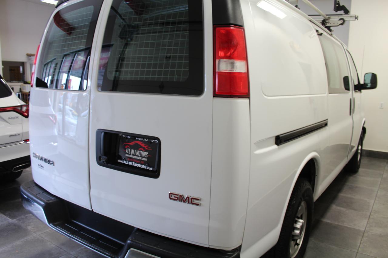 GMC Savana Cargo Van RWD 2500 135" 2020