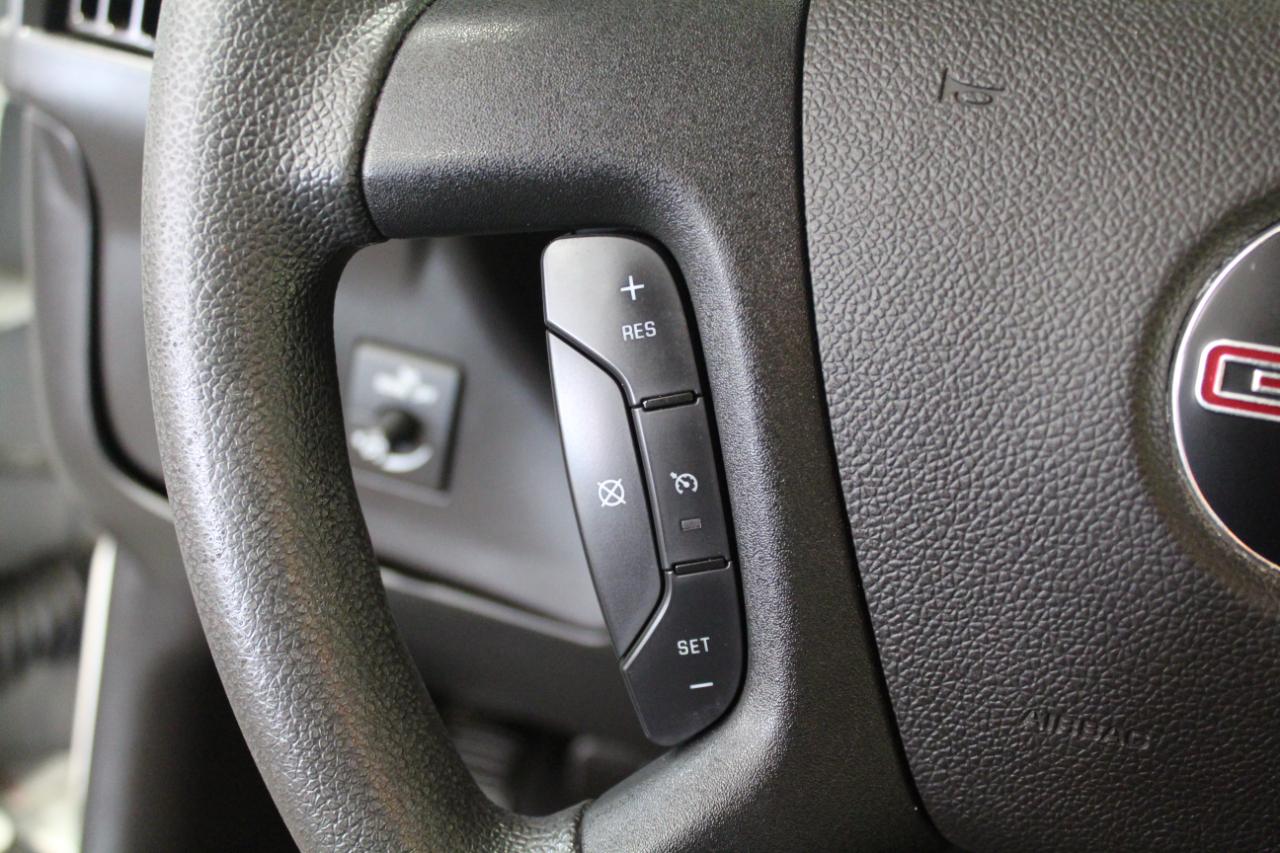 GMC Savana Cargo Van RWD 2500 135" 2020