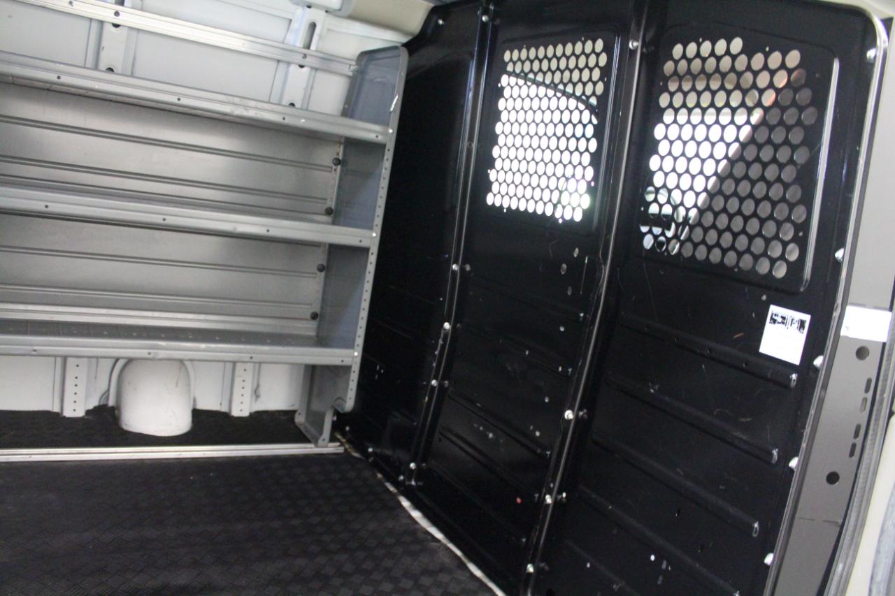 GMC Savana Cargo Van RWD 2500 135" 2020