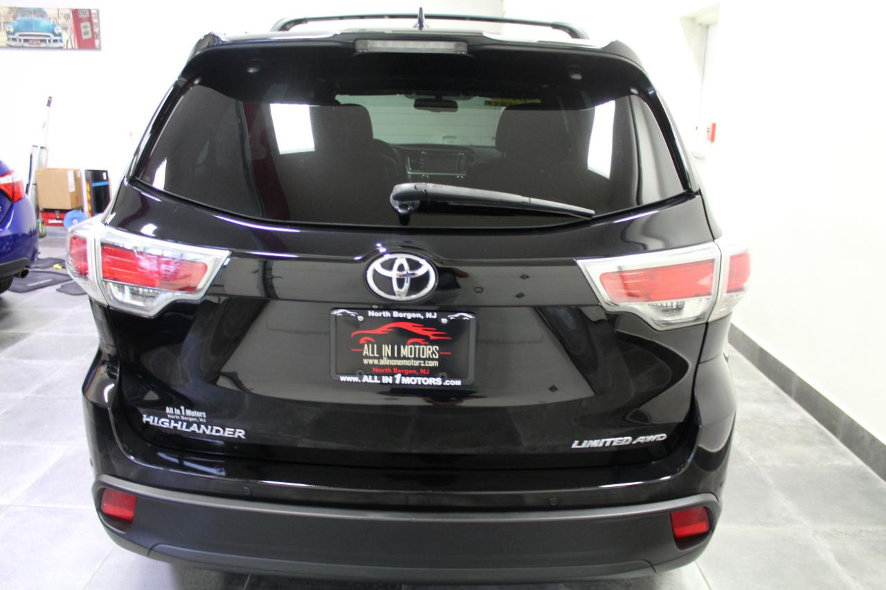 Toyota Highlander AWD 4dr V6 Limited (Natl) 2015