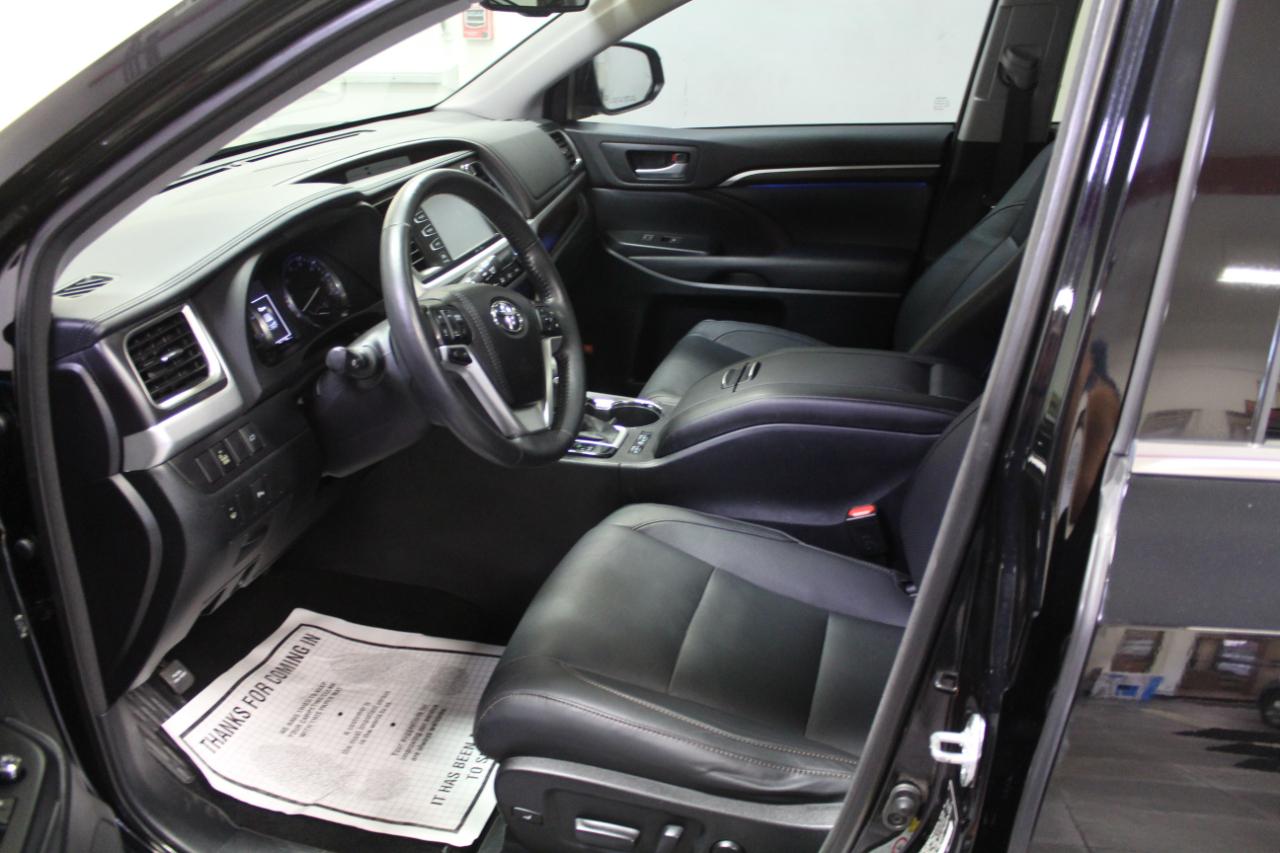 Toyota Highlander AWD 4dr V6 Limited (Natl) 2015