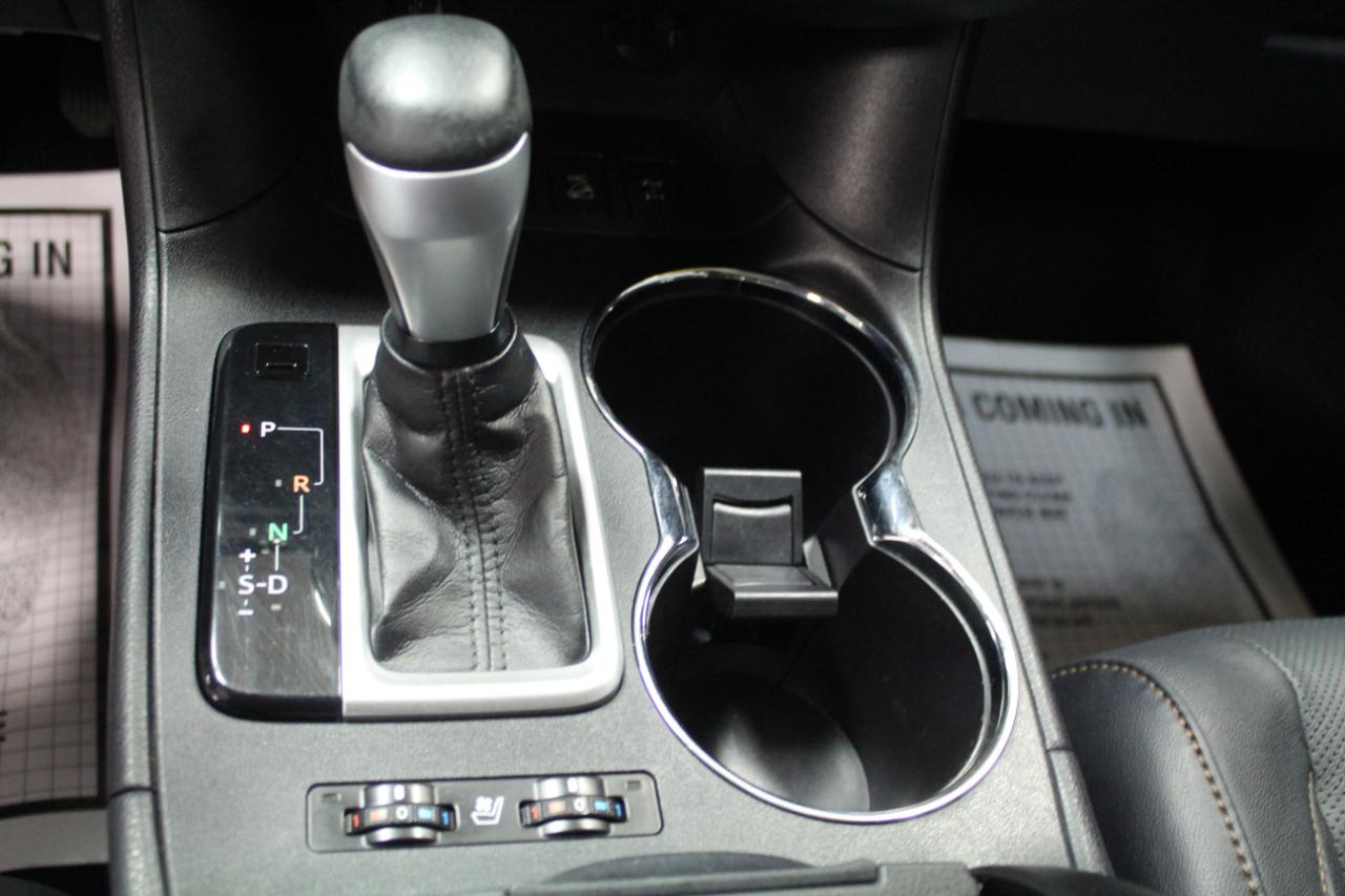 Toyota Highlander AWD 4dr V6 Limited (Natl) 2015