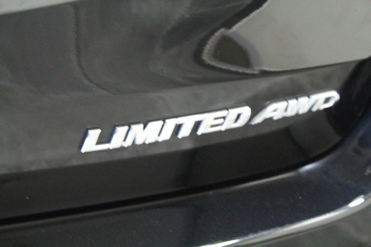 Toyota Highlander AWD 4dr V6 Limited (Natl) 2015