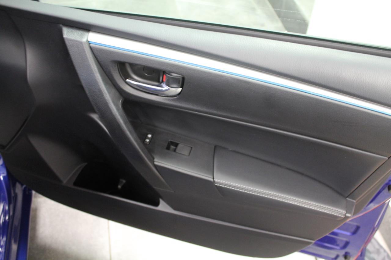 Toyota Corolla 4dr Sdn CVT S w/Special Edition Pkg (Natl) 2016