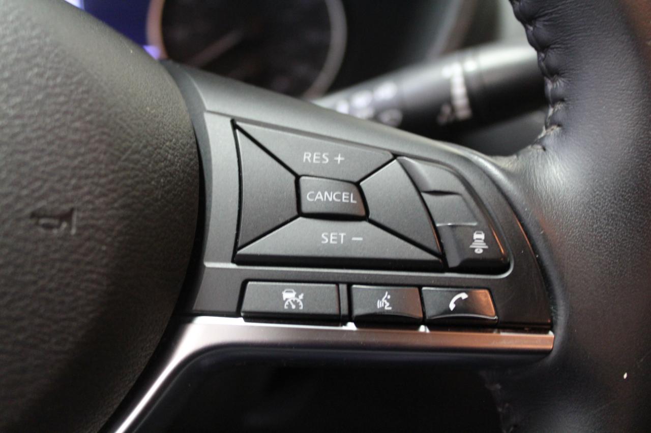 Nissan Sentra SV CVT 2020