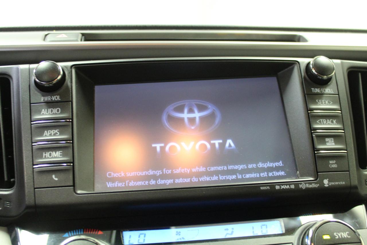 Toyota RAV4 XLE AWD (Natl) 2017