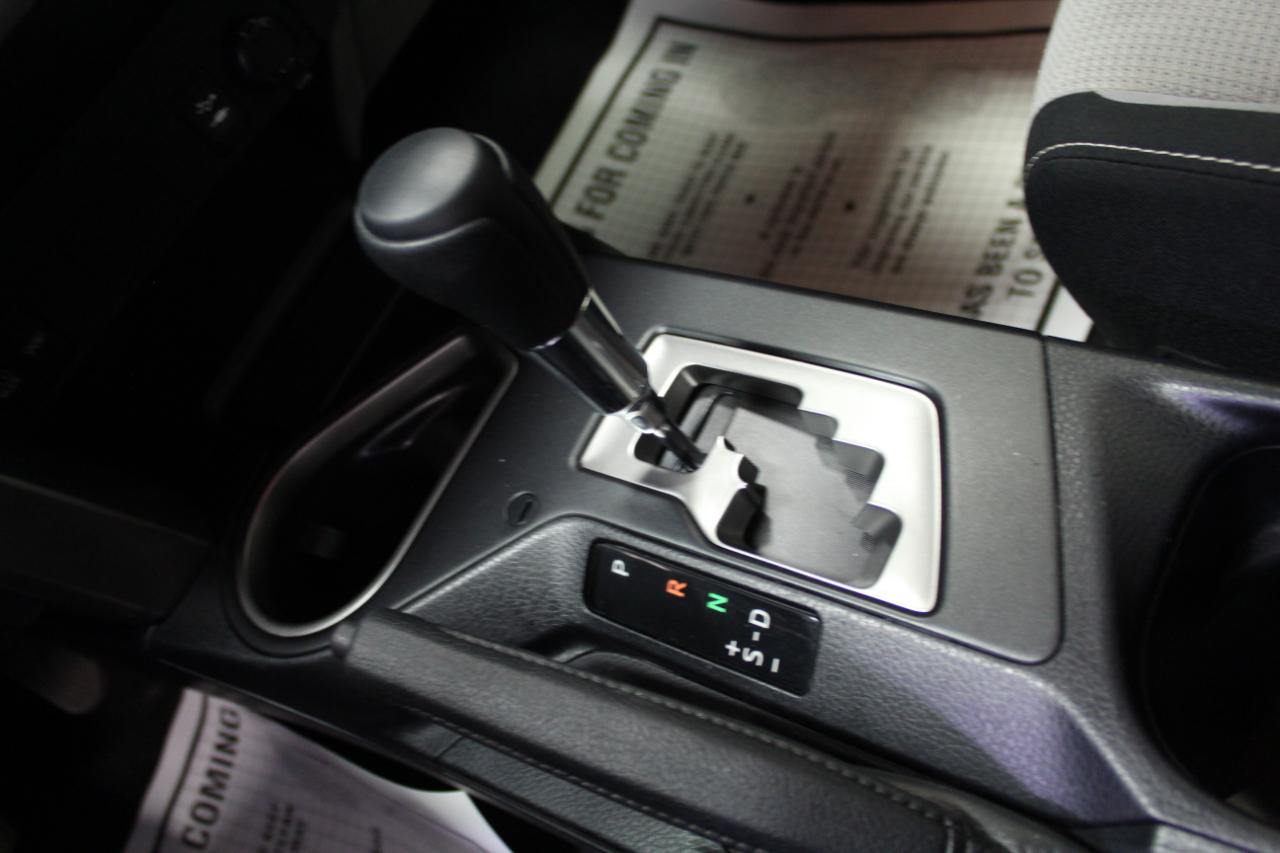 Toyota RAV4 XLE AWD (Natl) 2017