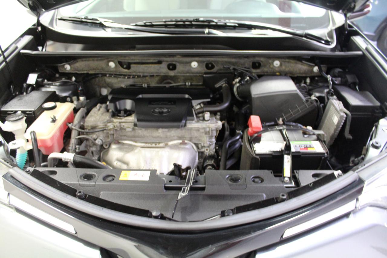 Toyota RAV4 XLE AWD (Natl) 2017