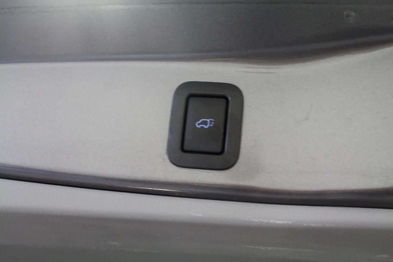 Toyota Highlander XLE V6 AWD (Natl) 2017