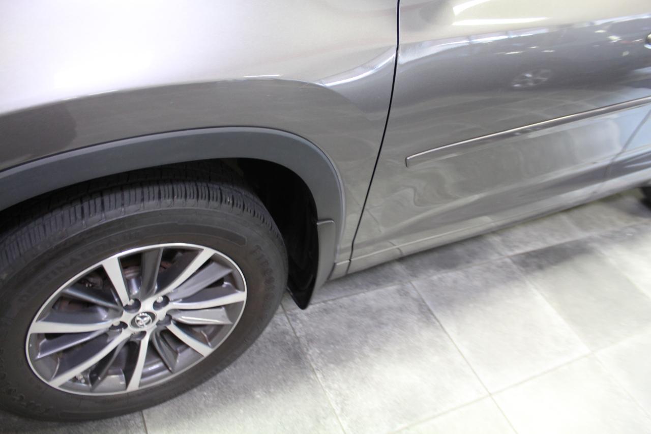 Toyota Highlander XLE V6 AWD (Natl) 2017