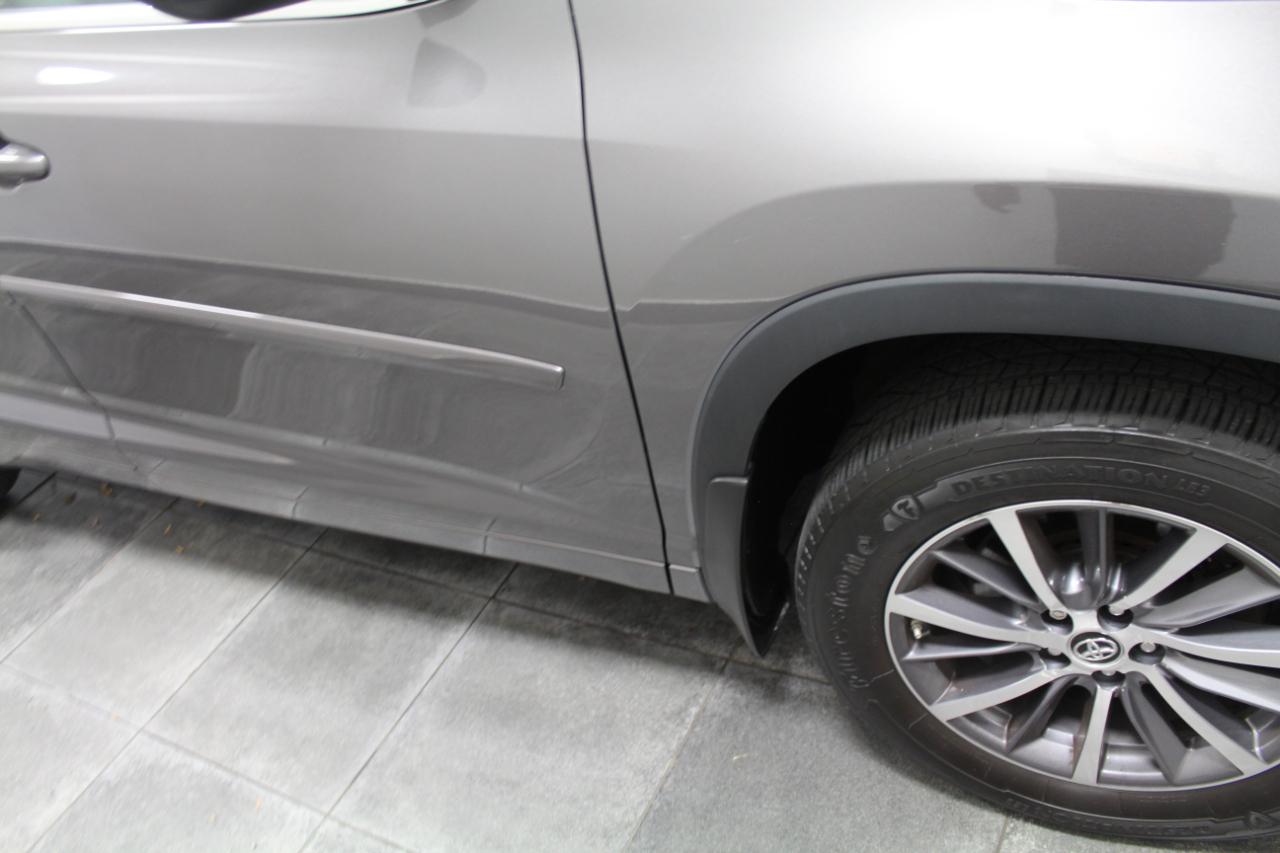 Toyota Highlander XLE V6 AWD (Natl) 2017