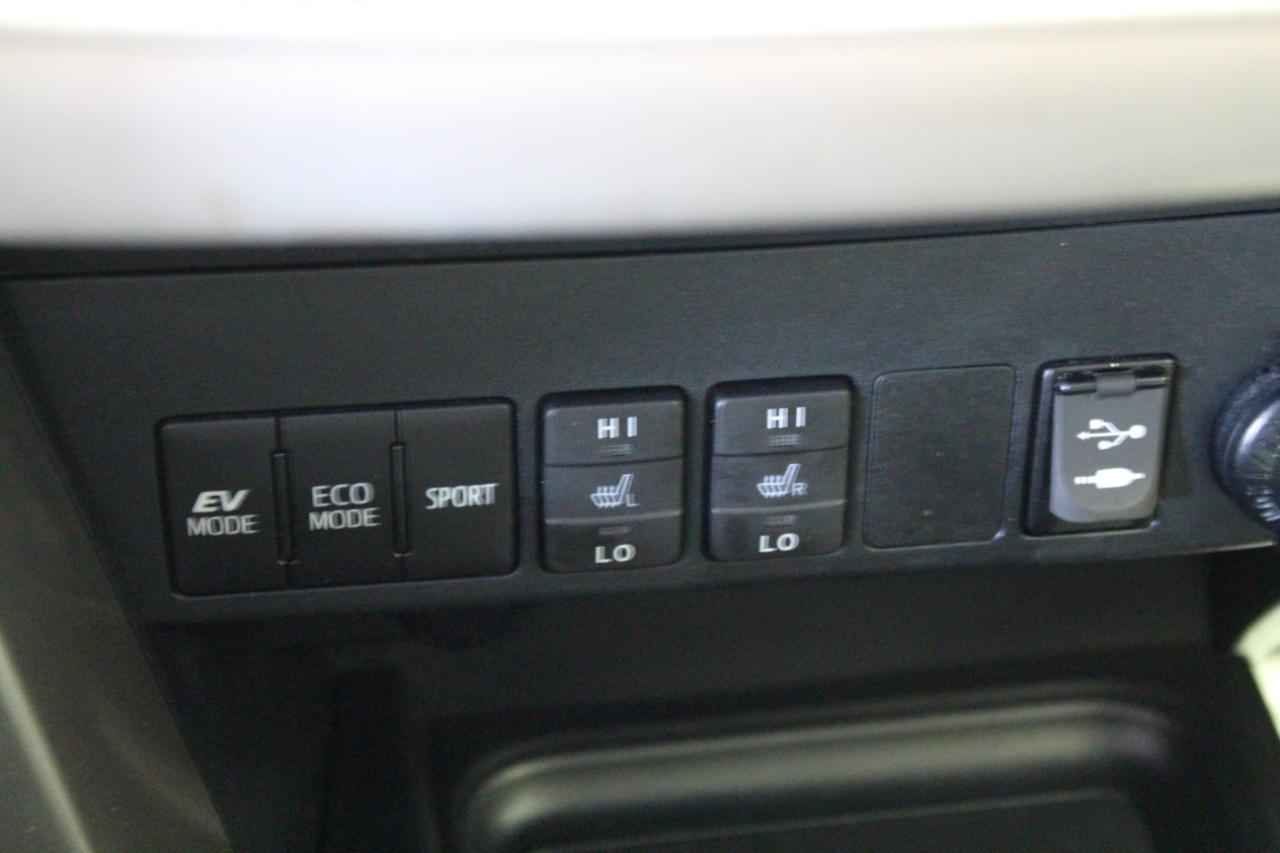 Toyota RAV4 Hybrid Limited AWD (Natl) 2018