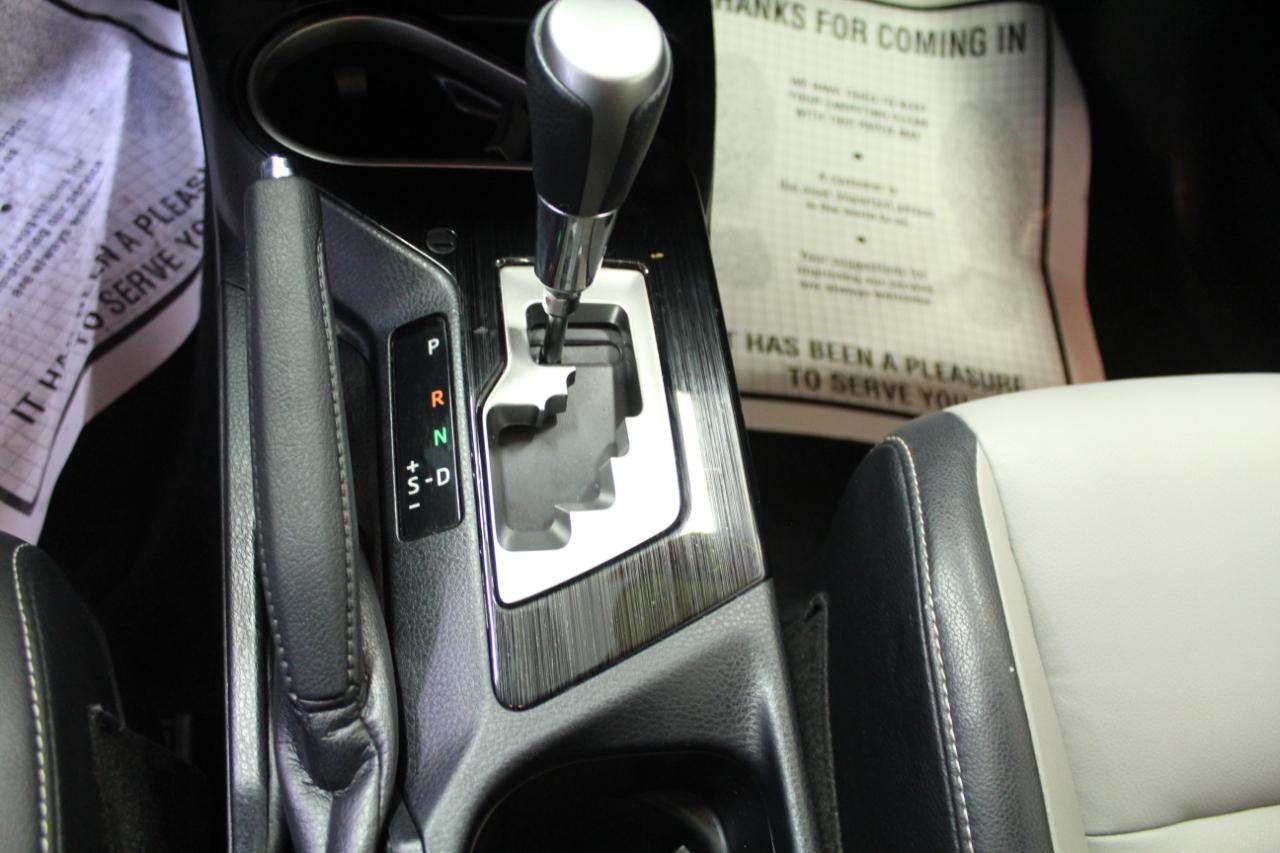 Toyota RAV4 Hybrid Limited AWD (Natl) 2018