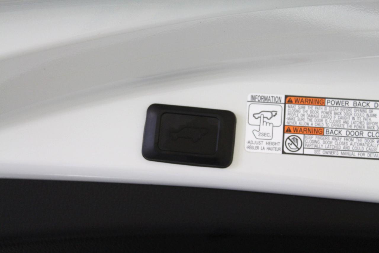 Toyota RAV4 Hybrid Limited AWD (Natl) 2018