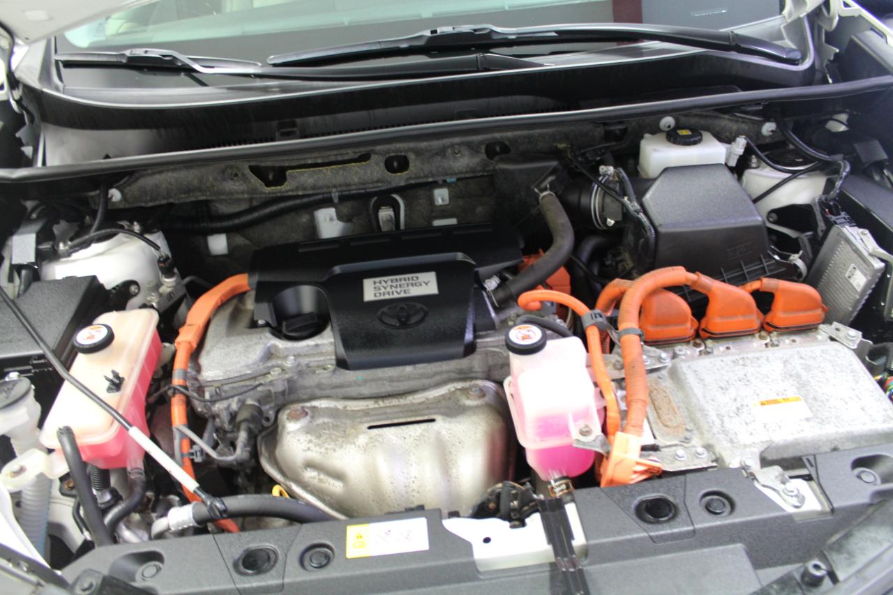 Toyota RAV4 Hybrid Limited AWD (Natl) 2018