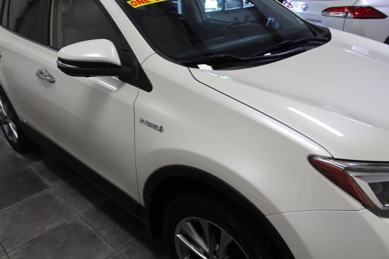 Toyota RAV4 Hybrid Limited AWD (Natl) 2018