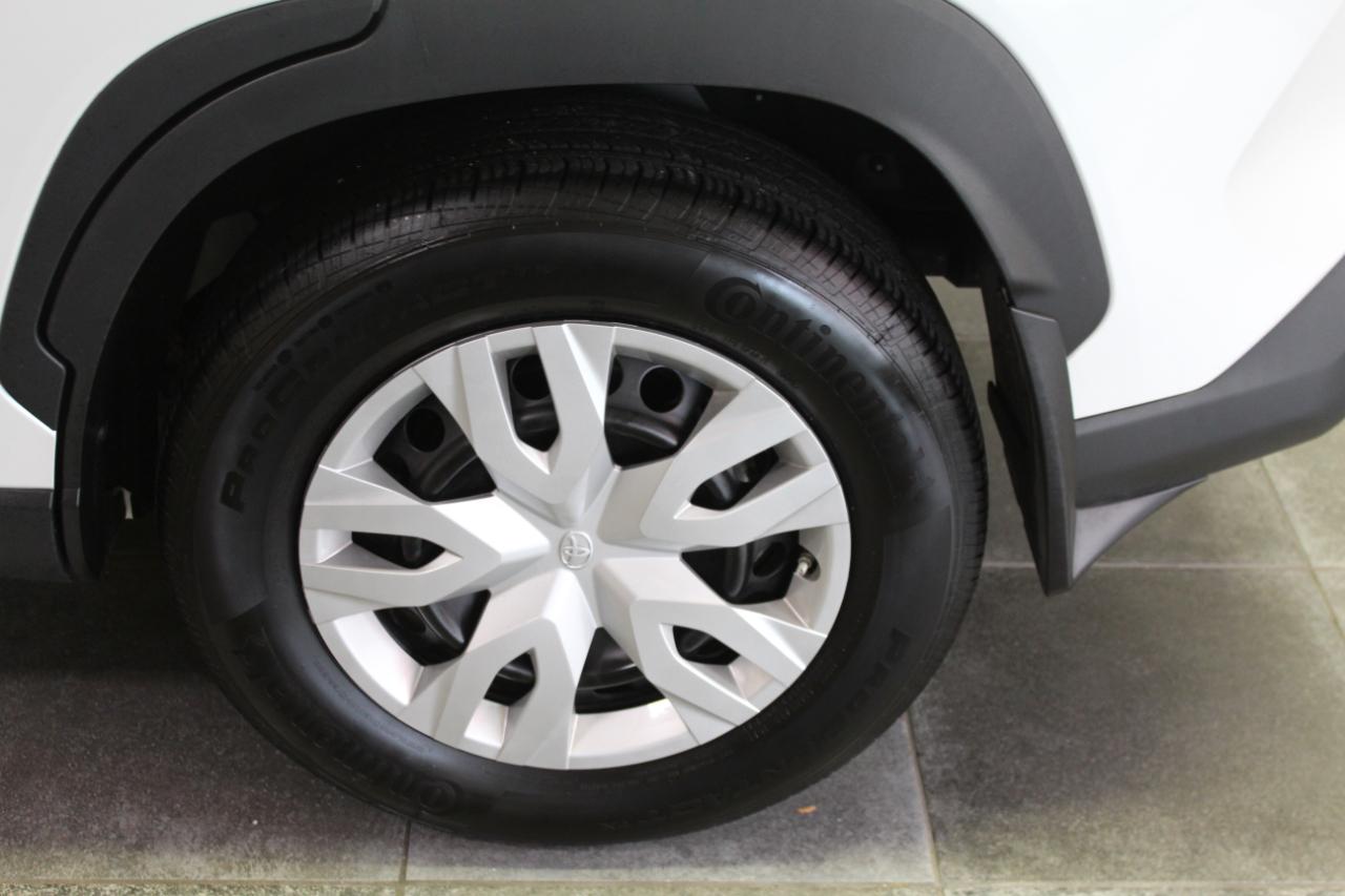 Toyota Corolla Cross L 2WD (Natl) 2025