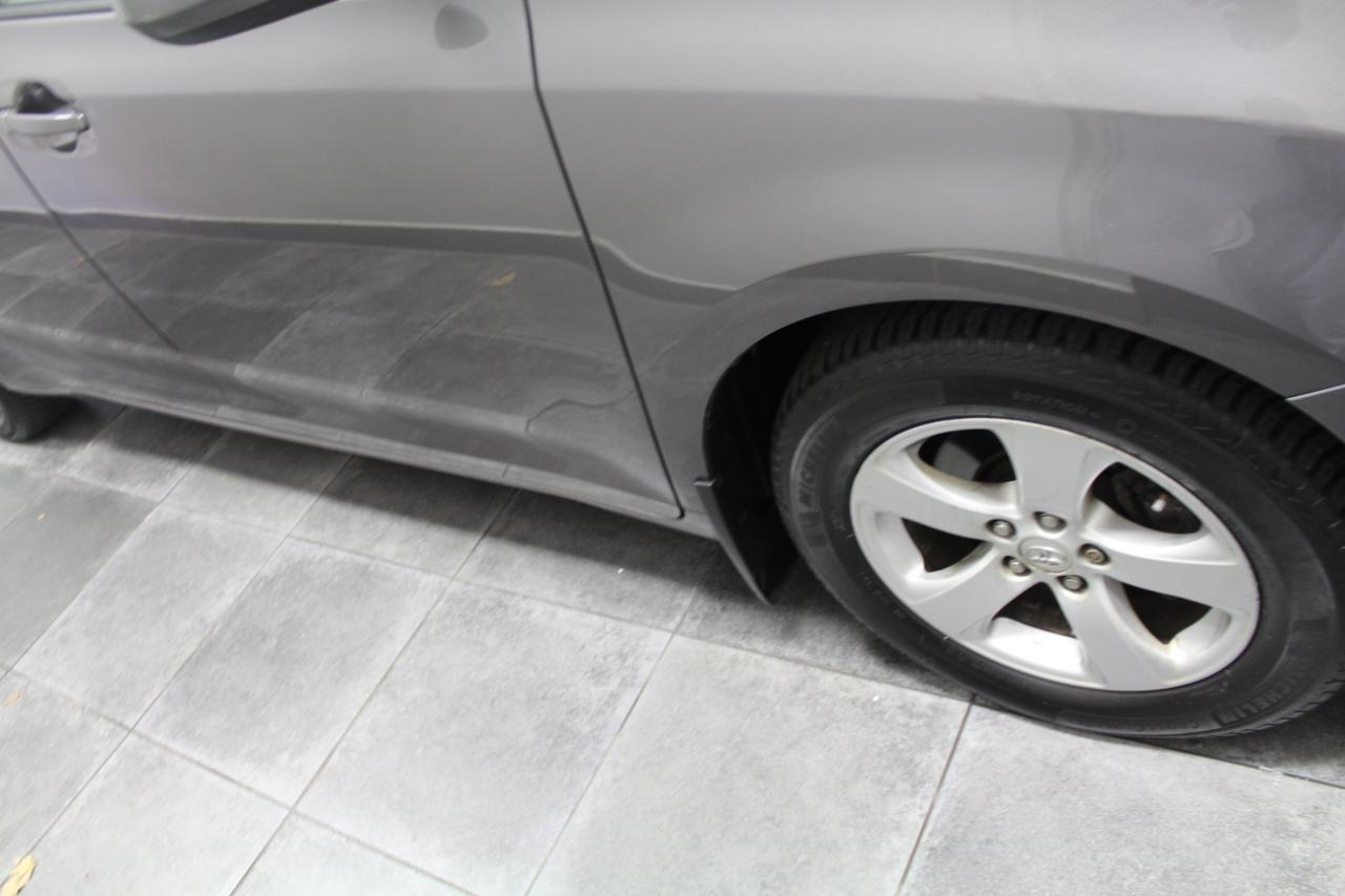 Toyota Sienna LE FWD 8-Passenger (Natl) 2017