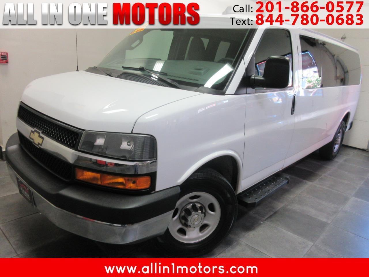 2020 Chevrolet Express Passenger RWD 3500 155" LT