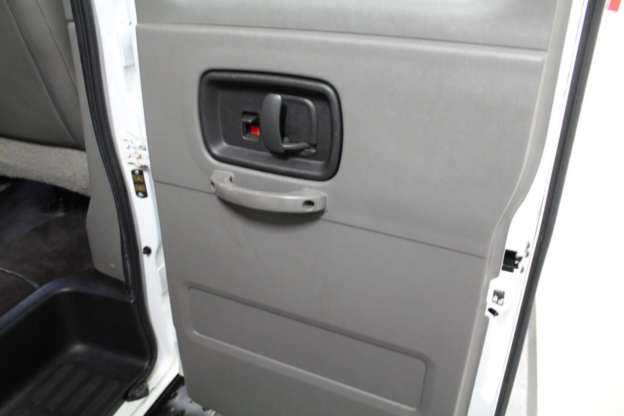 Chevrolet Express Passenger RWD 3500 155" LT 2020