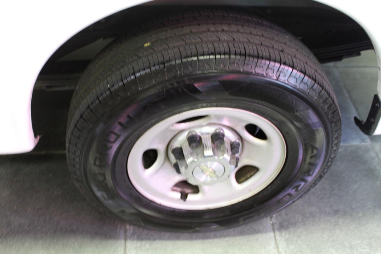 Chevrolet Express Passenger RWD 3500 155" LT 2020