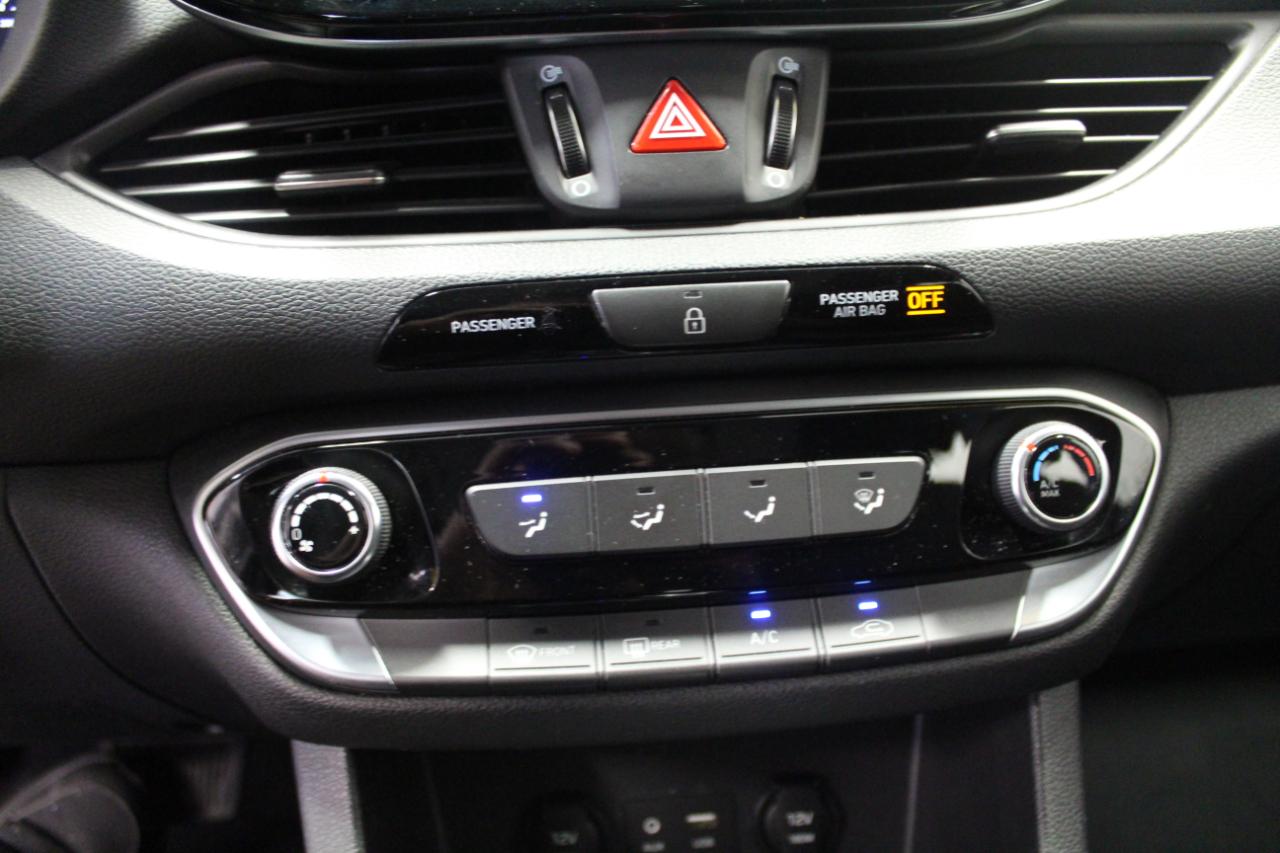 Hyundai Elantra GT Auto 2018