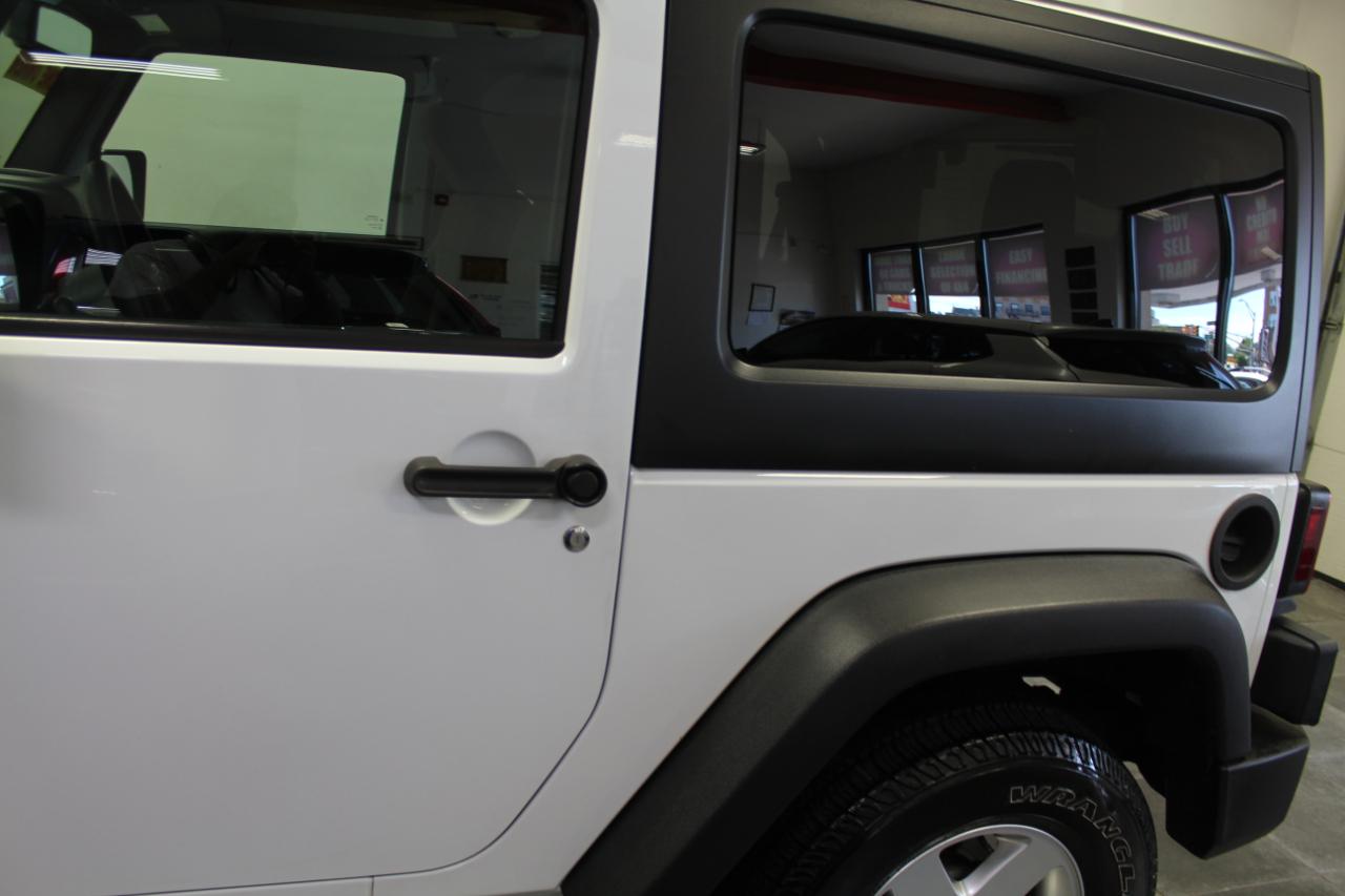 Jeep Wrangler 4WD 2dr Sport 2016