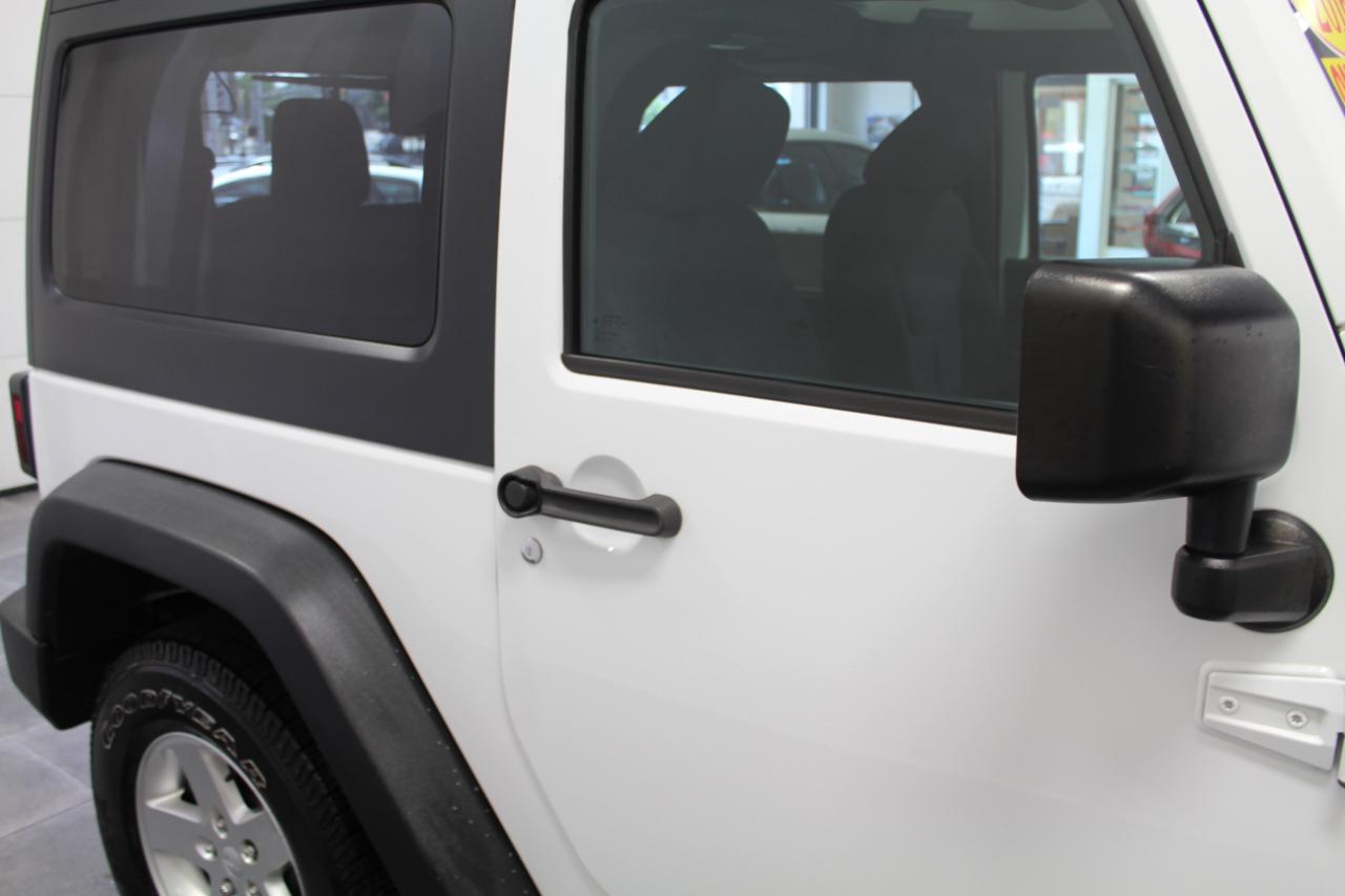Jeep Wrangler 4WD 2dr Sport 2016