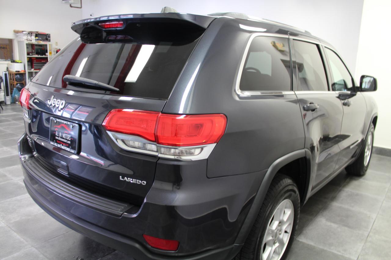 Jeep Grand Cherokee 4WD 4dr Laredo 2015