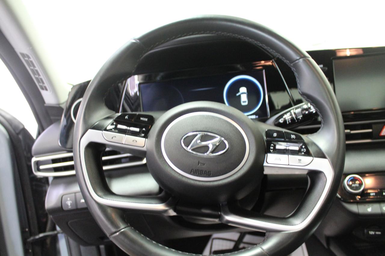 Hyundai Elantra SEL IVT 2021